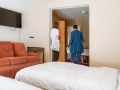 domus hotel alpes rhone martigny chambre2  raphael fiorina 